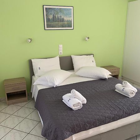 Eleftheria Studios And Apartments Acharavi  Luaran gambar