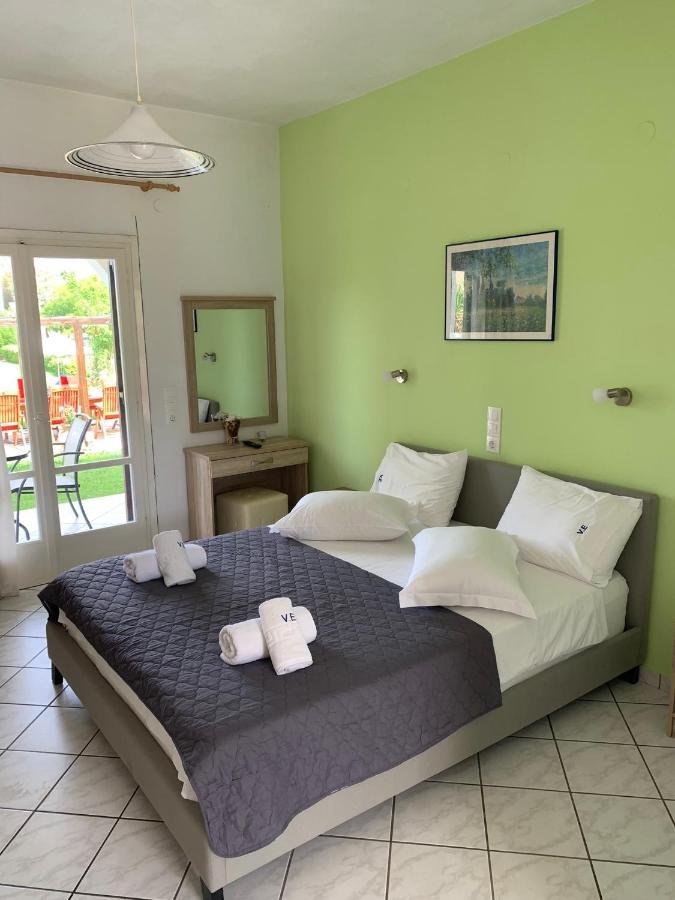 Eleftheria Studios And Apartments Acharavi  Luaran gambar