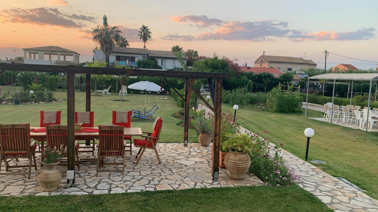 Eleftheria Studios And Apartments Acharavi  Luaran gambar