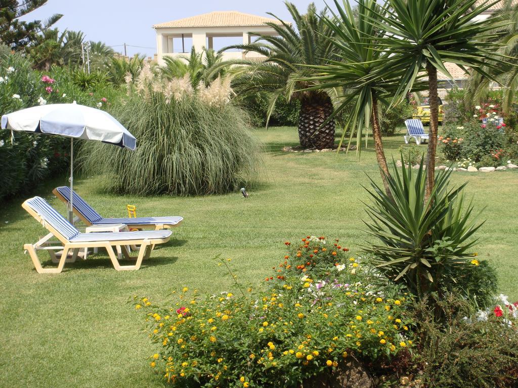 Eleftheria Studios And Apartments Acharavi  Luaran gambar